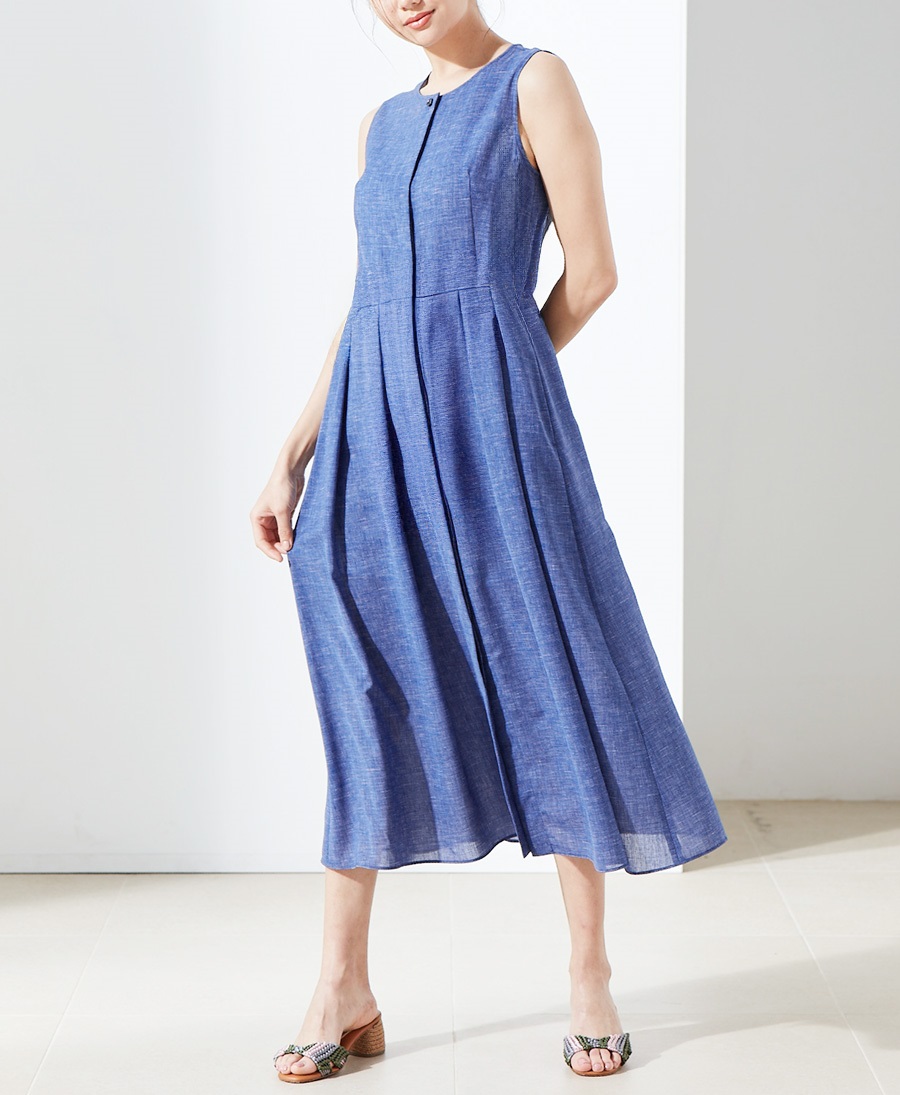 【web限定 70％OFF】ノースリーブタックマキシワンピース｜Viscotecs make your brand(ブルー-5号)